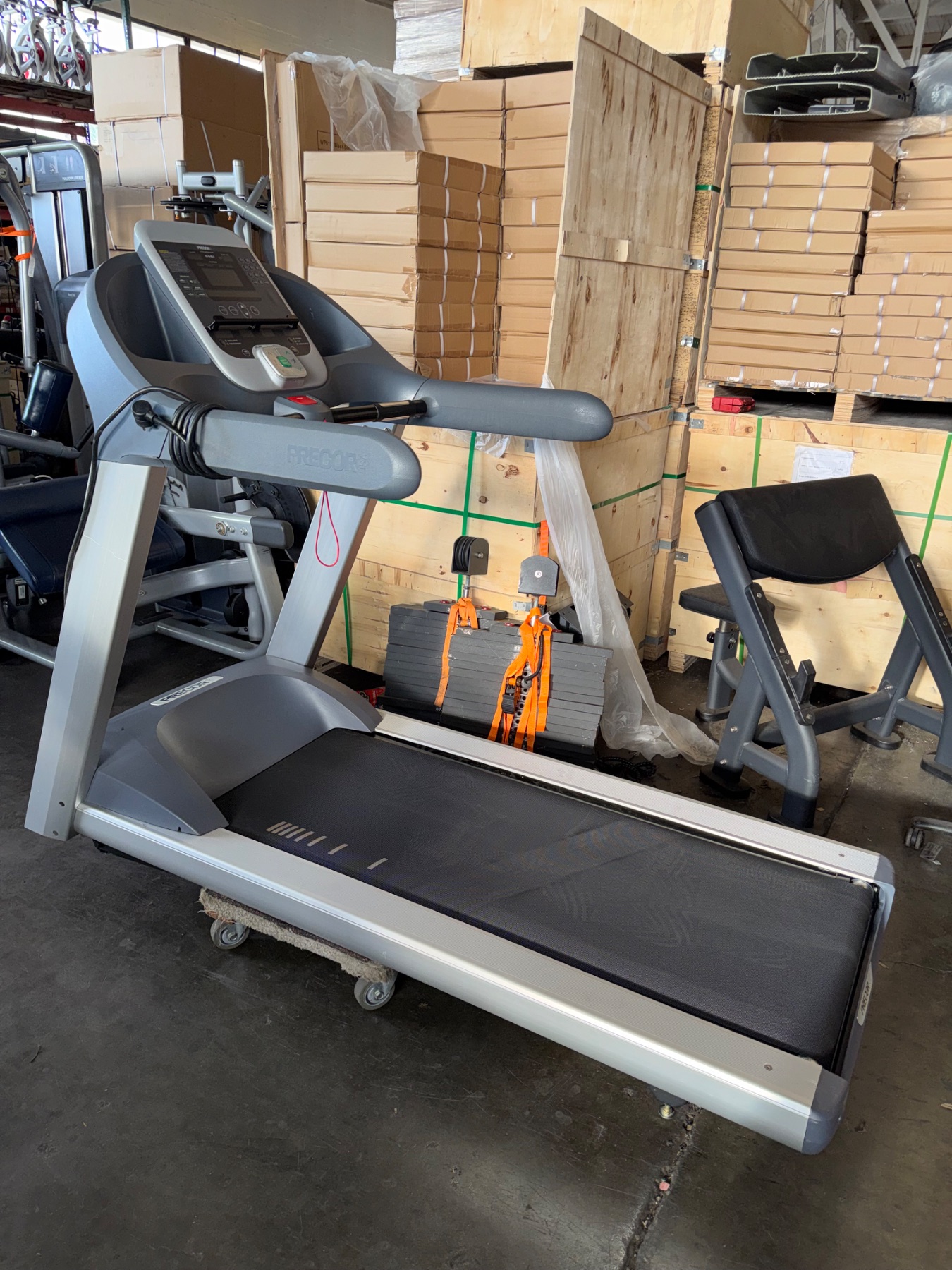 Precor 946i Commercial Experience Treadmill photo 3